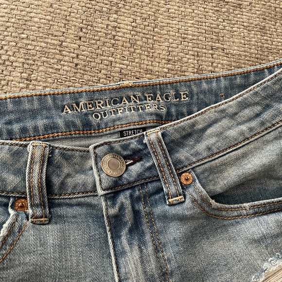 American Eagle Hi-Rise Festival Stretch Jean Shorts (4) - Picture 8 of 8